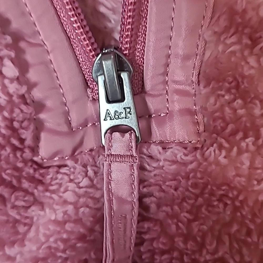 Abercrombie Kids Sherpa Fleece Hoodie Size 9/10